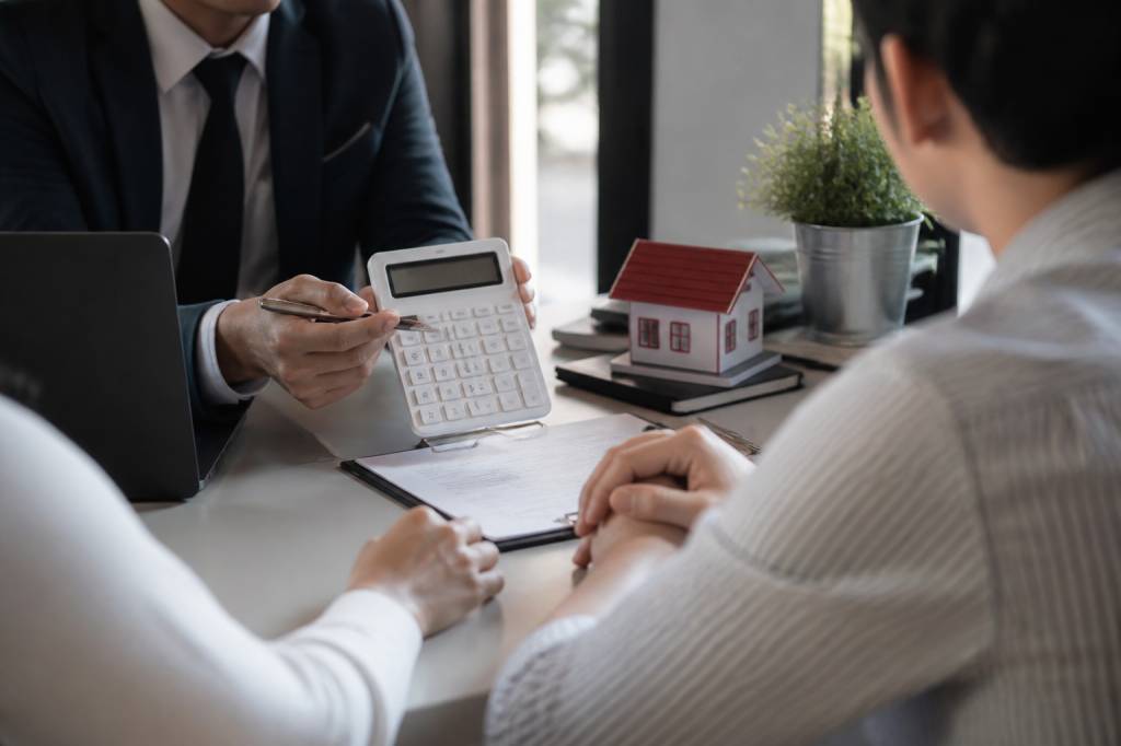 Hypothèque et rachat de crédit : comment alléger ses mensualités et financer son projet immobilier